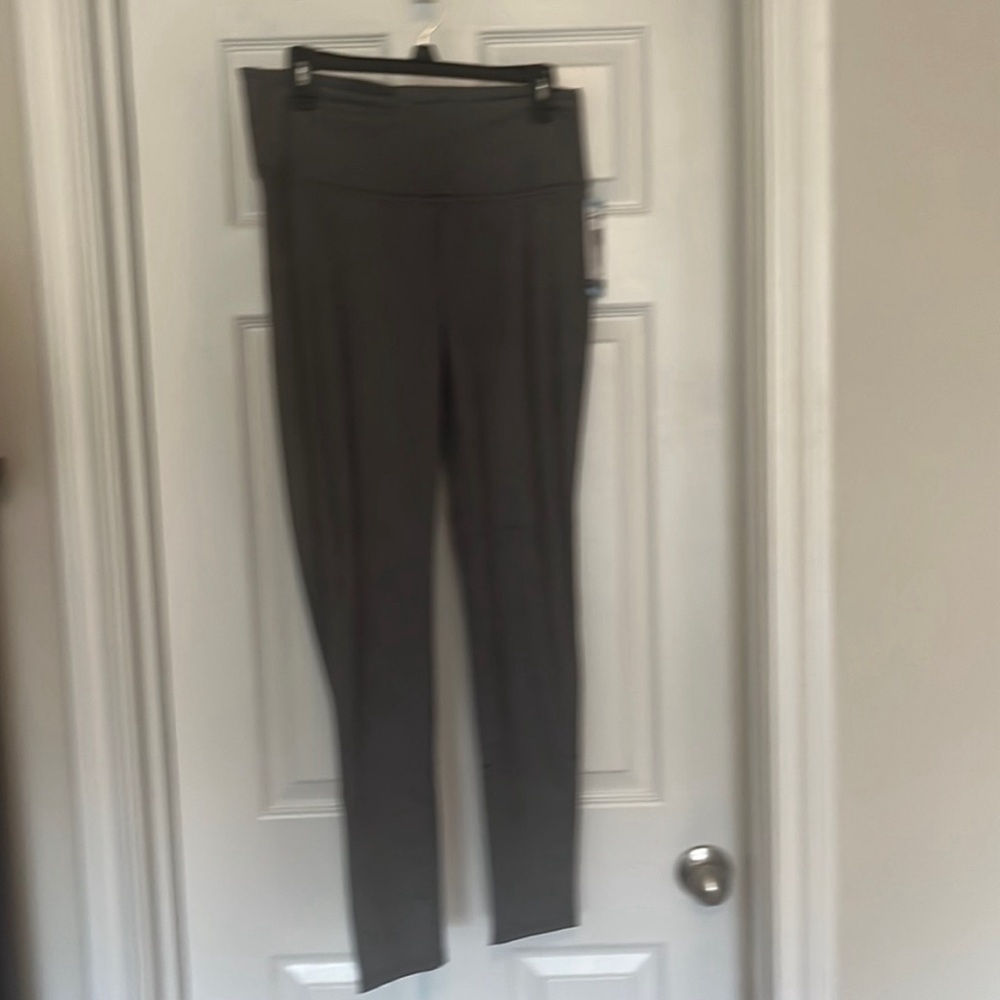 Women’s Size Large Seven7 Faux leather leggings charcoal gray NWT